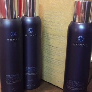 NEW! MONAT “THE CHAMP” DRY SHAMPOO